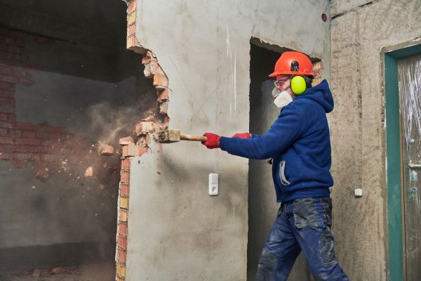 Concrete Wall Demolition in Joliet